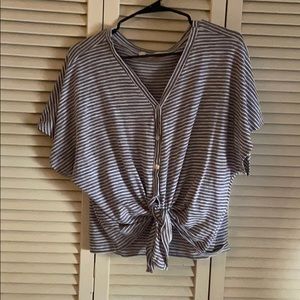 Tie top perfect for summer